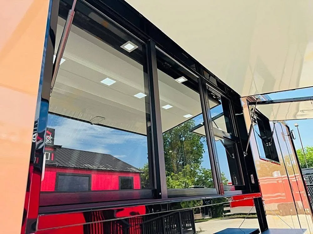 Cuisine Mobile 100% Inox – Projet Livré