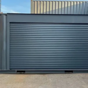 Conteneur Maritime 20 Pieds avec Volet Roulant – Pratique, Résistant et Polyvalent