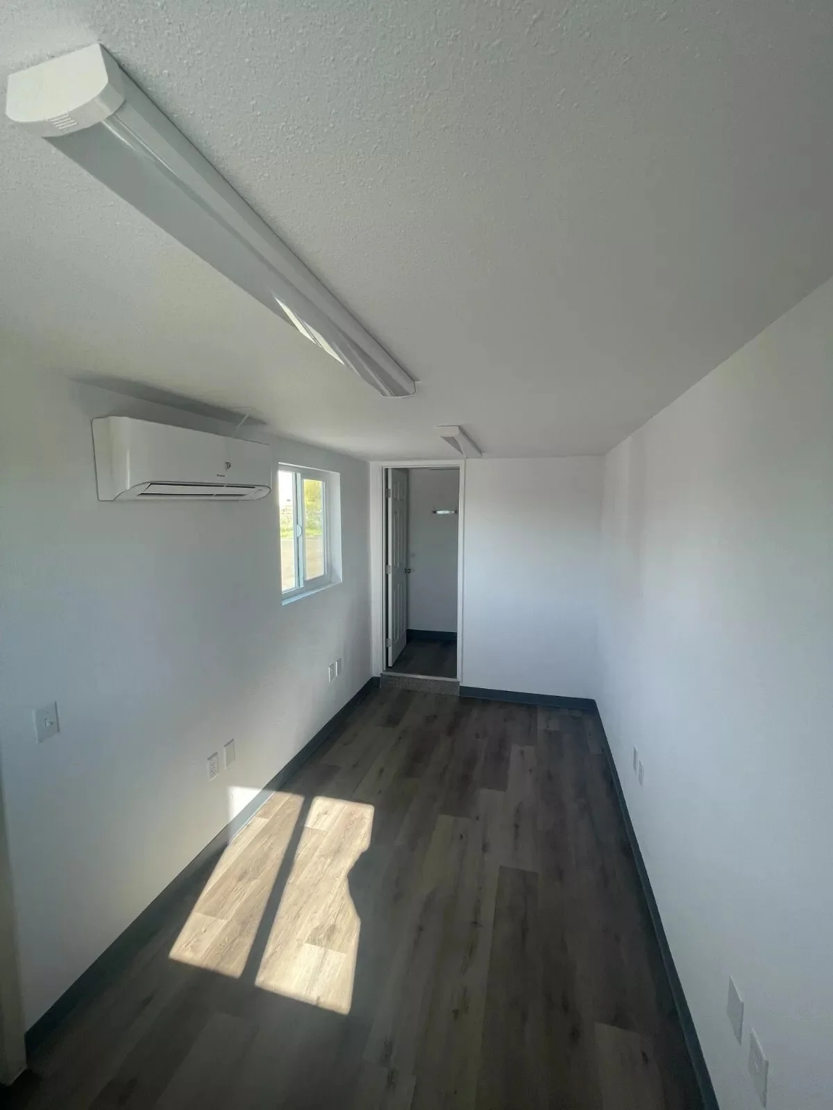 Conteneur Bureau 20 Pieds – Bureau de Chantier Modulaire – Image 6