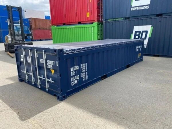 Conteneur 20 Pieds Toit Ouvert à Mi-Hauteur – Solution Idéale pour le Transport de Marchandises Volumineuses