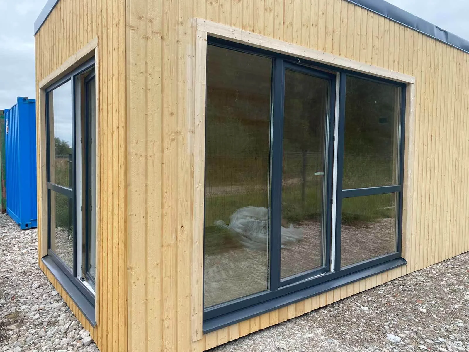 Bureau modulaire bois 18 m² – Espace de travail confortable et écologique – Image 5