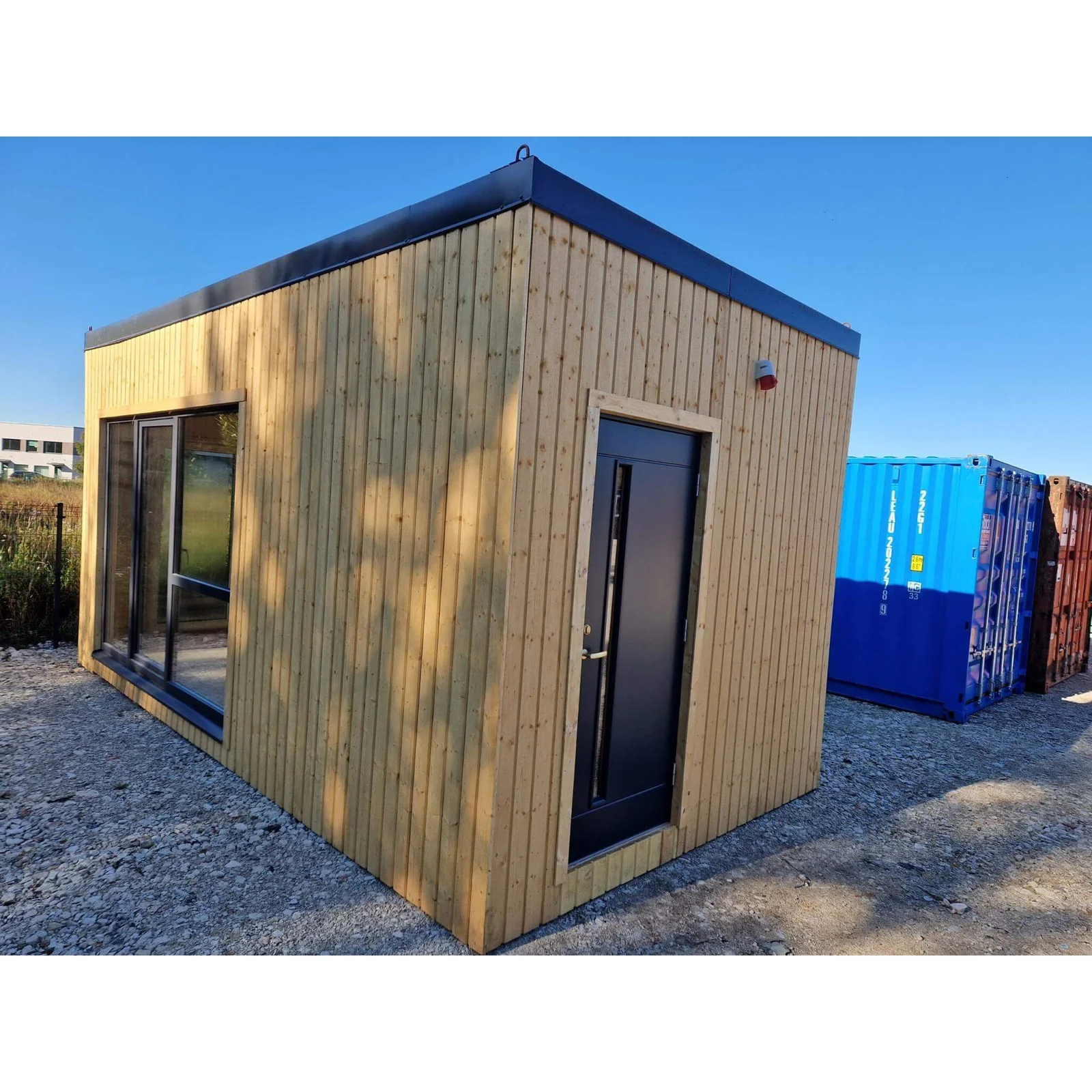 Bureau modulaire bois 18 m² – Espace de travail confortable et écologique