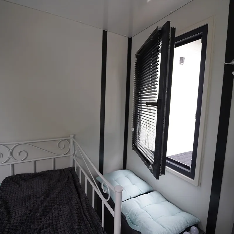 BUNGALOW DE CHANTIER 2 X 2 MÈTRES – Image 4