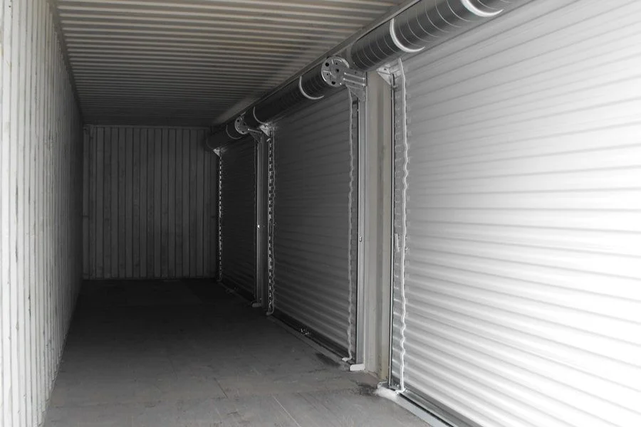 Conteneur High Cube 40 Pieds avec Portes Enroulables – Stockage Sécurisé et Accès Facilité – Image 3